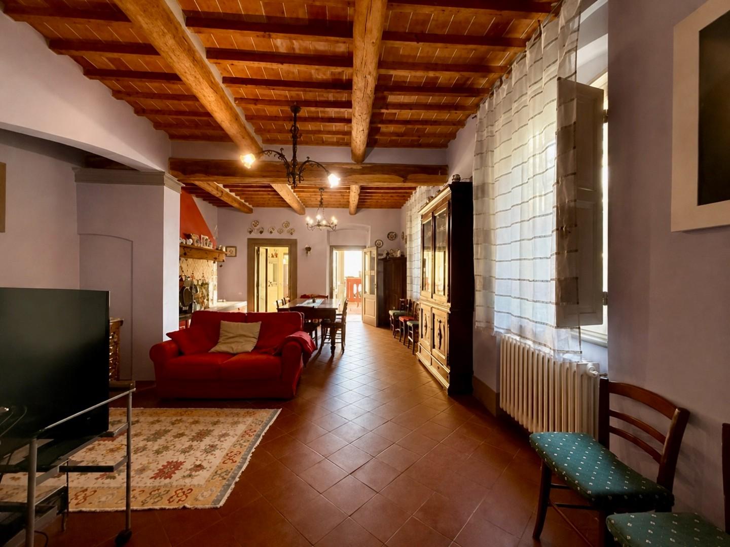 Villa - Montecarlo (10/40)