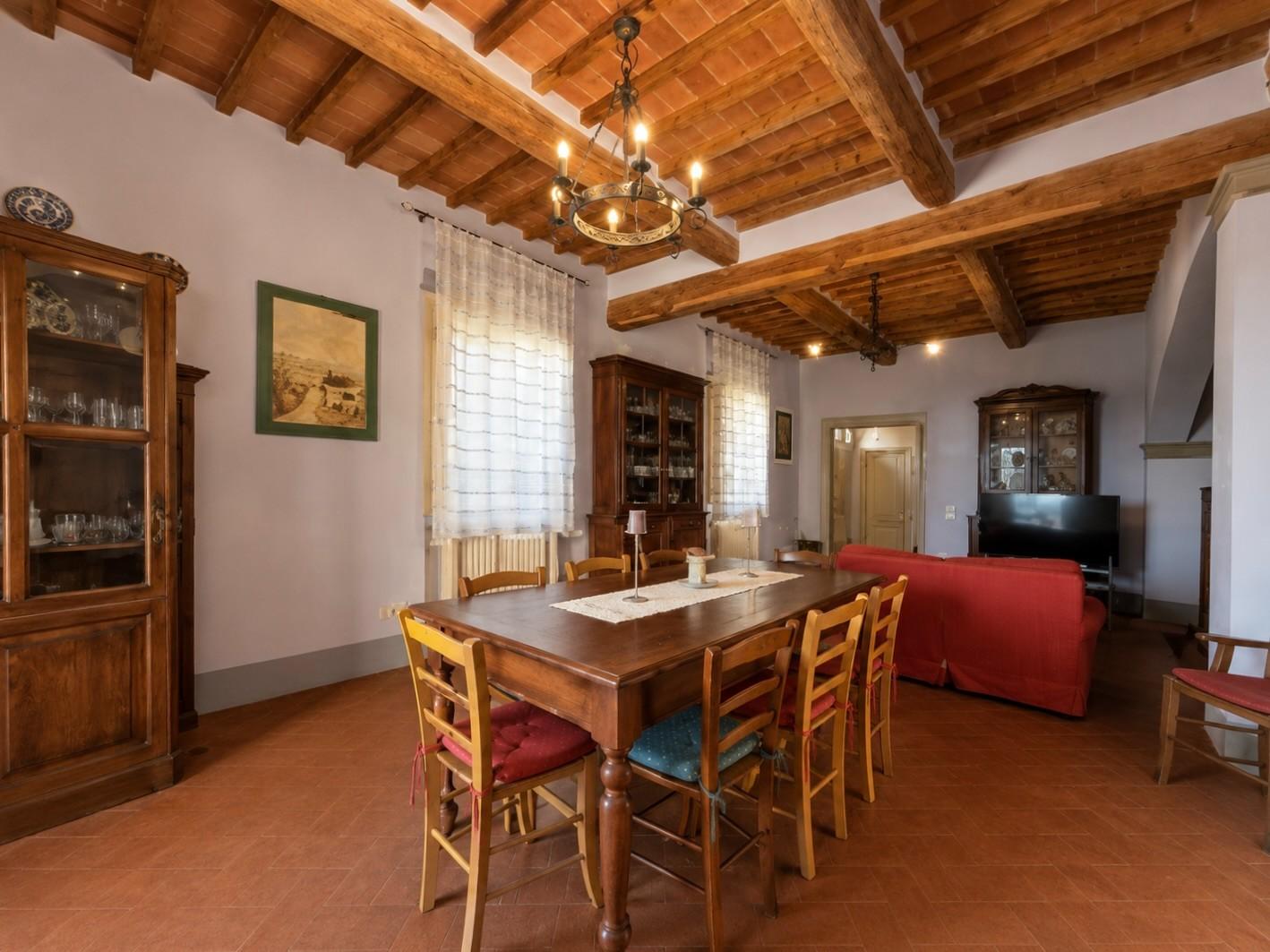 Villa - Montecarlo (11/40)