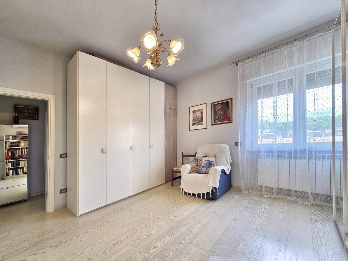 Appartamento - Marina Di Massa, Massa (18/47)