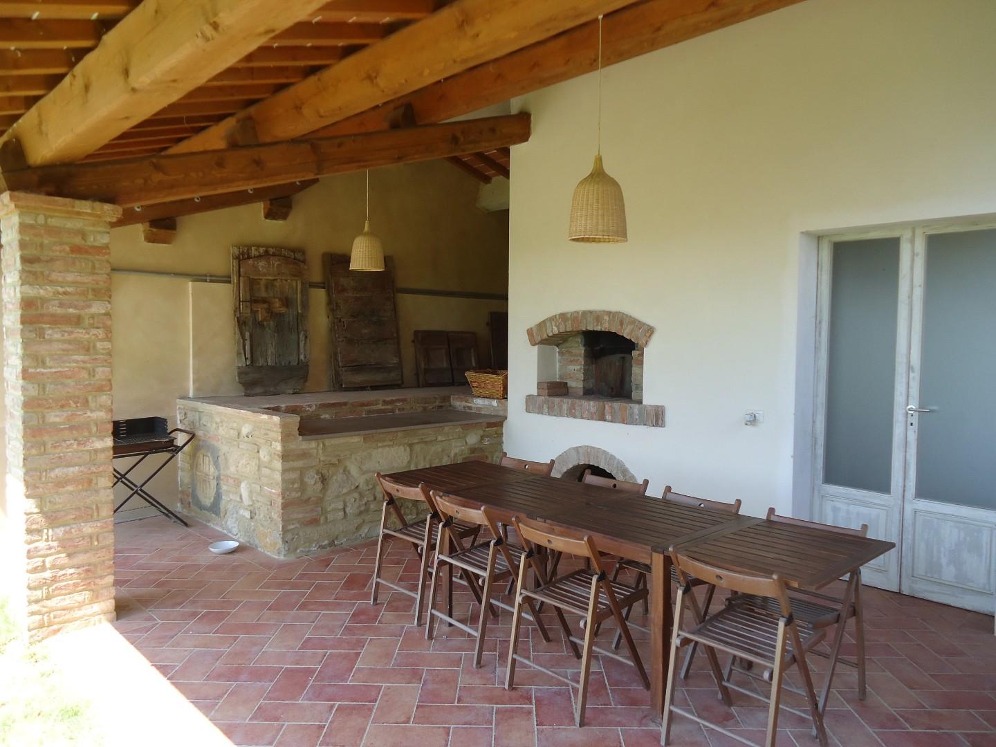 Villa in vendita a Terricciola