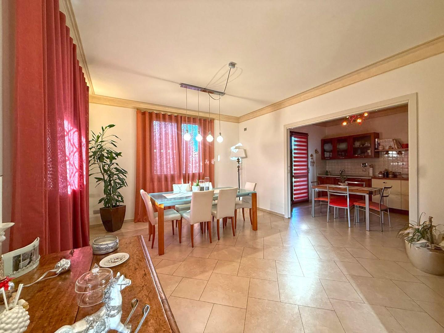 Villa - Città Giardino, Cecina (11/56)