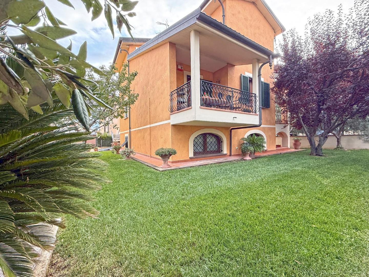 Villa - Città Giardino, Cecina (49/56)