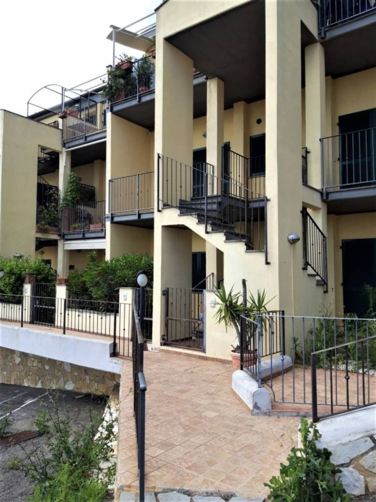 Appartamento in vendita a Magliano in Toscana (GR)