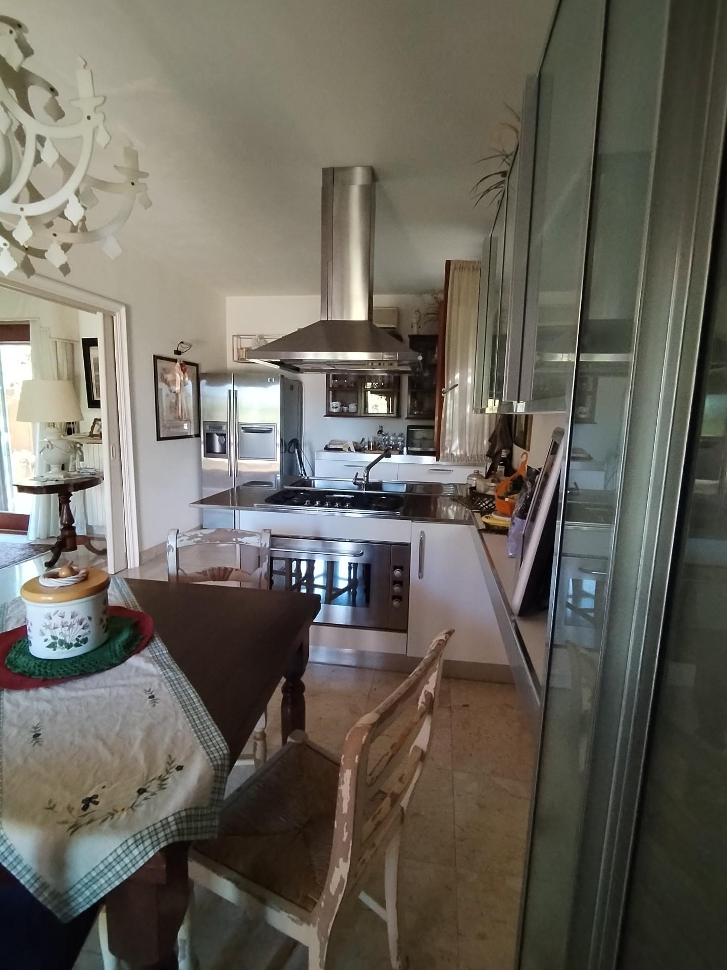 Villa - Montenero Basso, Livorno (12/36)