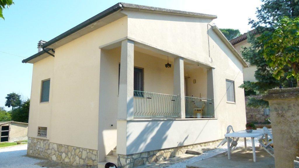 Viareggina in vendita a Tripalle, Crespina Lorenzana (PI)