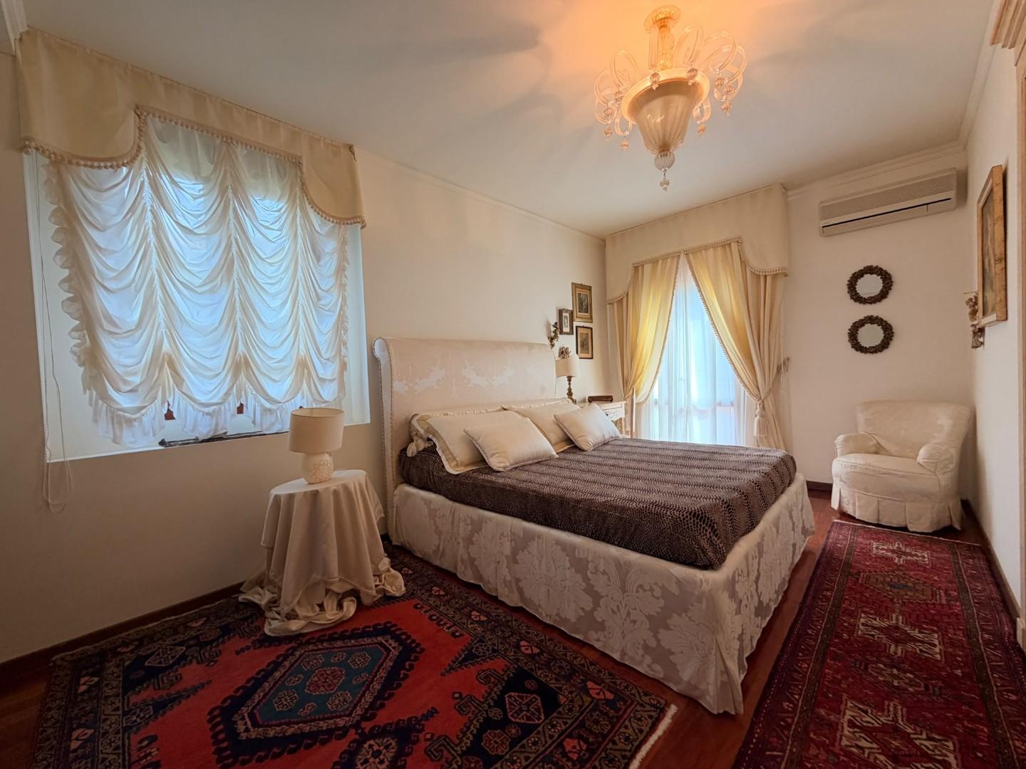 Villa - Montenero, Livorno (15/55)