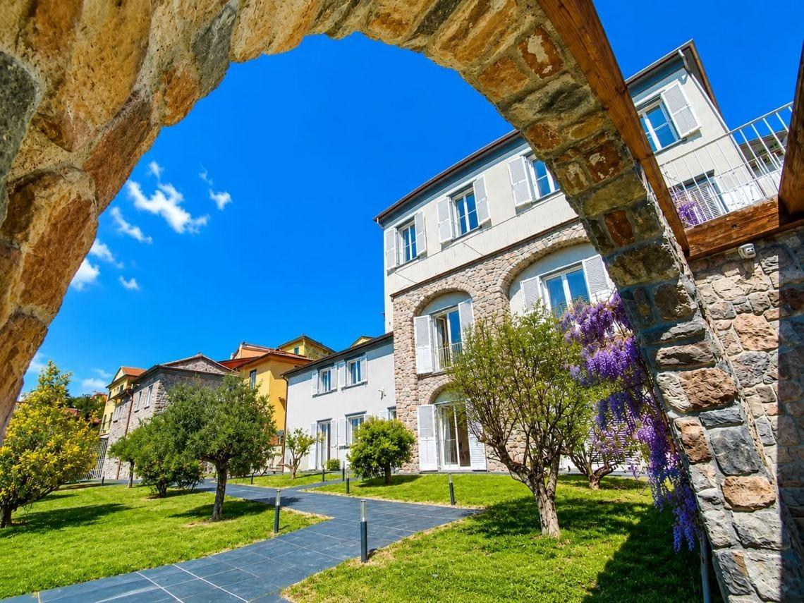 Villa in vendita a La Spezia