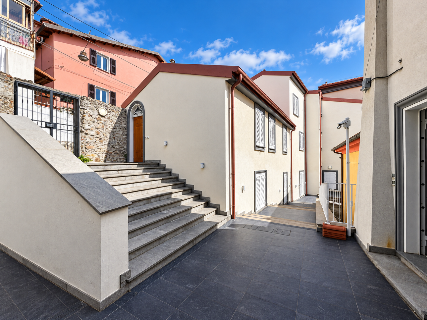 Villa - Carozzo, La Spezia (47/49)