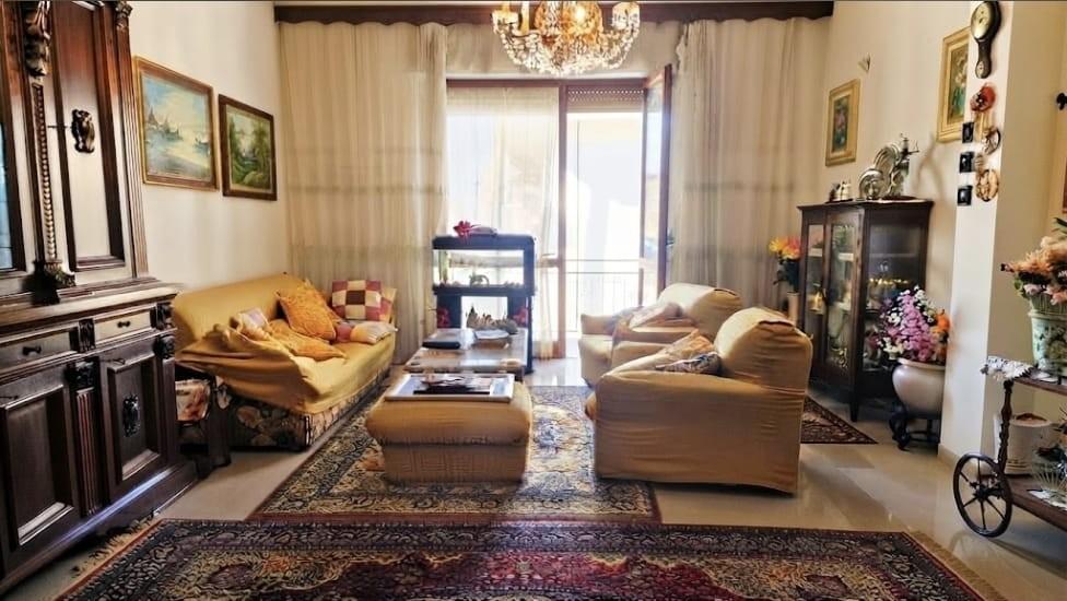 Appartamento in vendita a Carrara