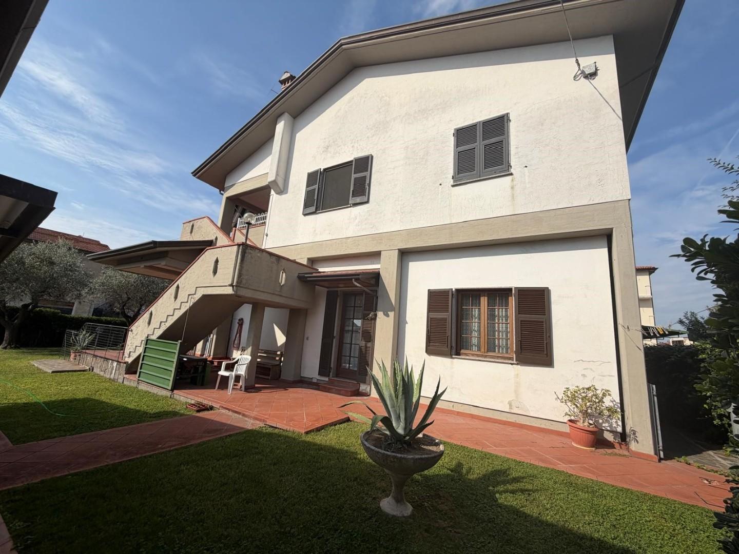 Villa - Isola, Luni (20/46)