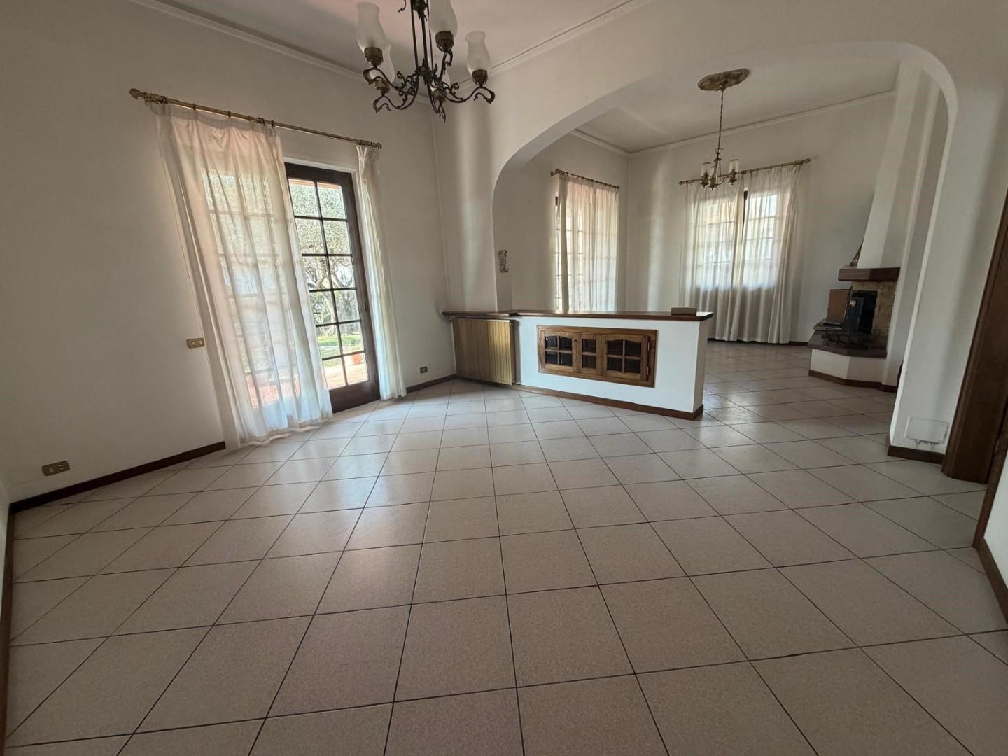 Villa - Isola, Luni (3/46)