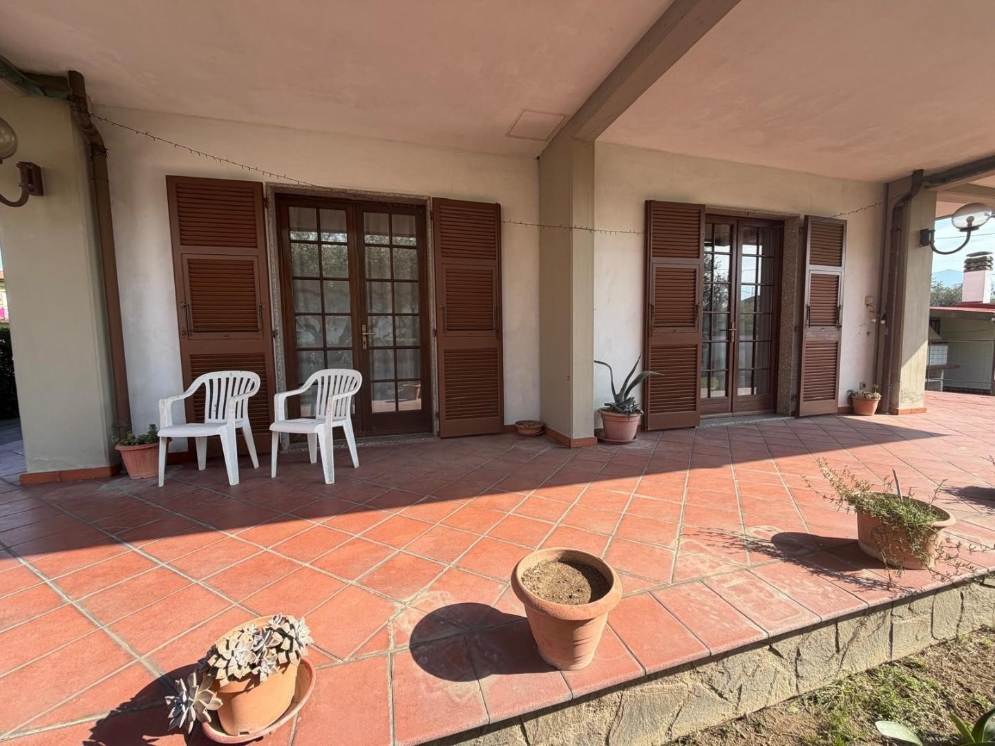 Villa - Isola, Luni (41/46)