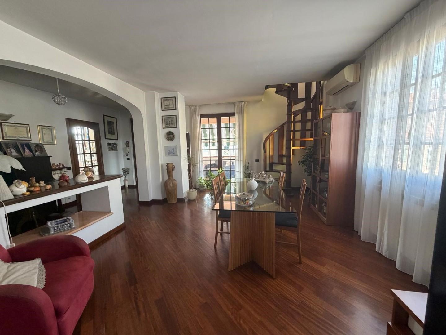 Villa - Isola, Luni (13/46)