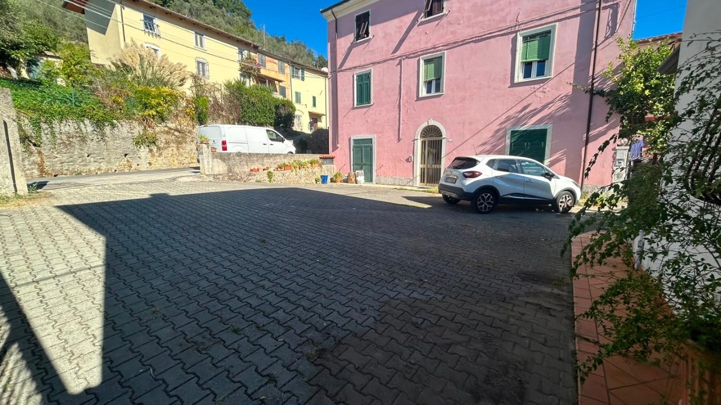 Appartamento in vendita a Carrara