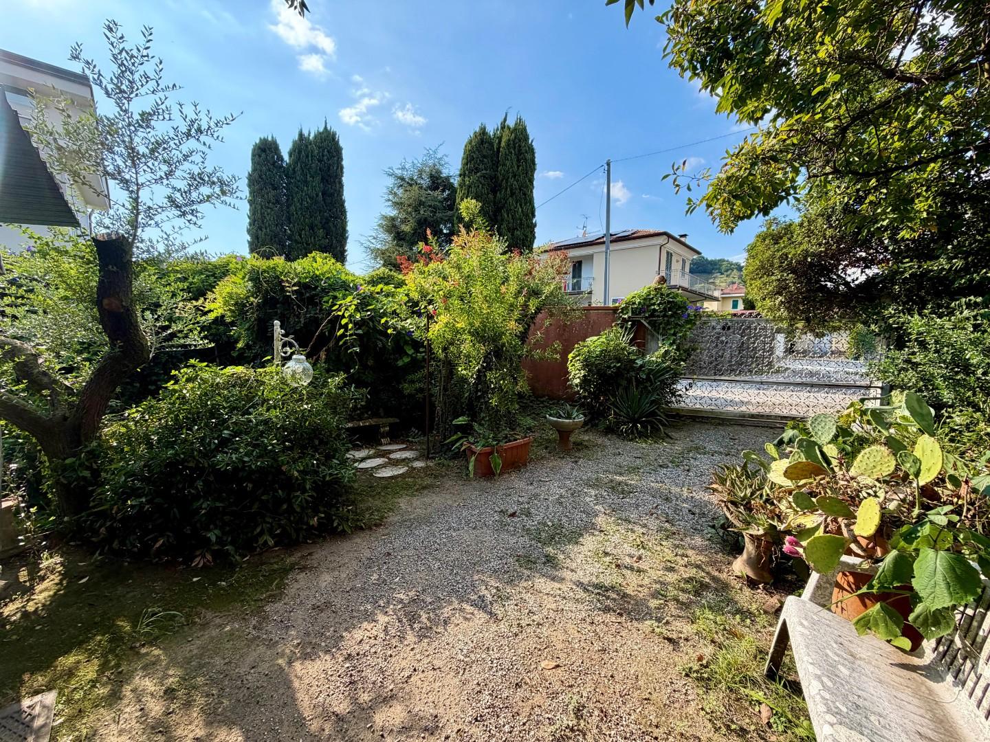 Villa - Marasio, Carrara (25/33)