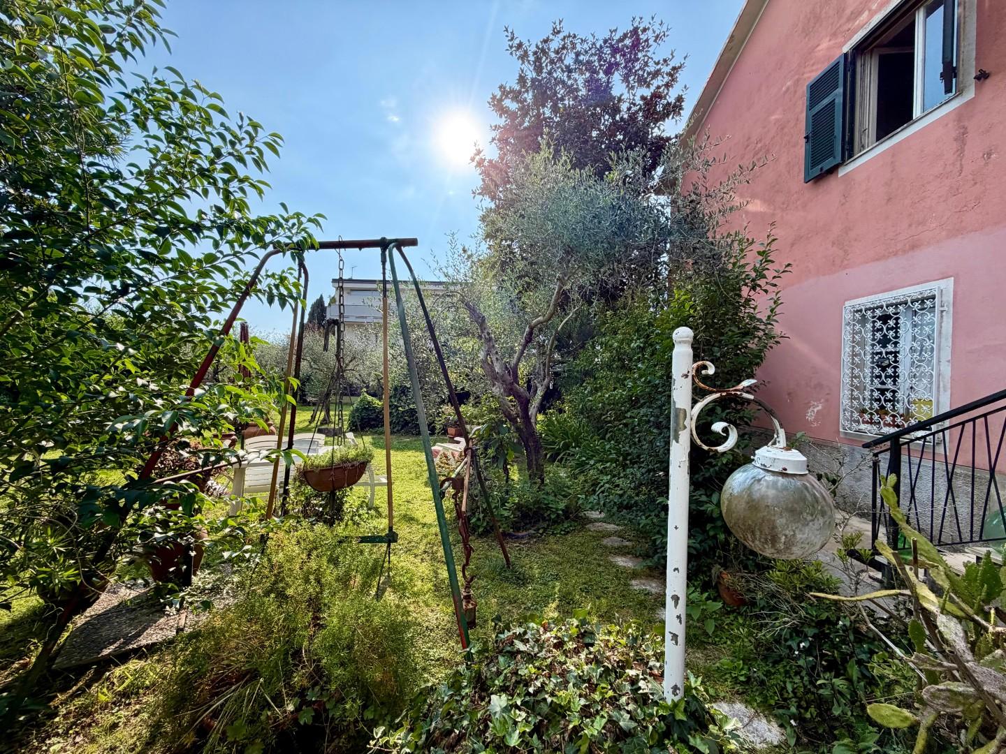 Villa - Marasio, Carrara (22/33)