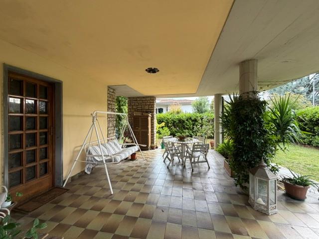Villa - Lucca (5/10)