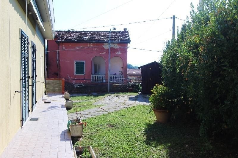 Single-family house for sale, ref. Si0780-220