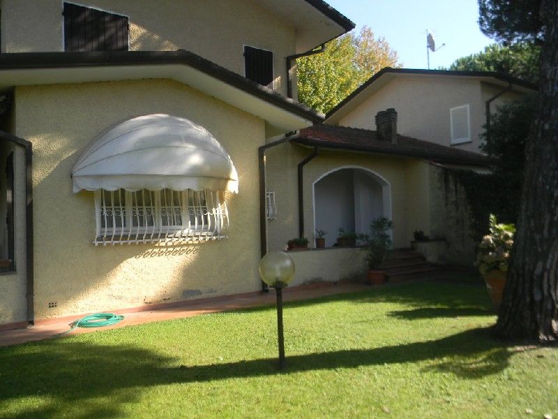 Villa in vendita, rif. VI 0091- 000