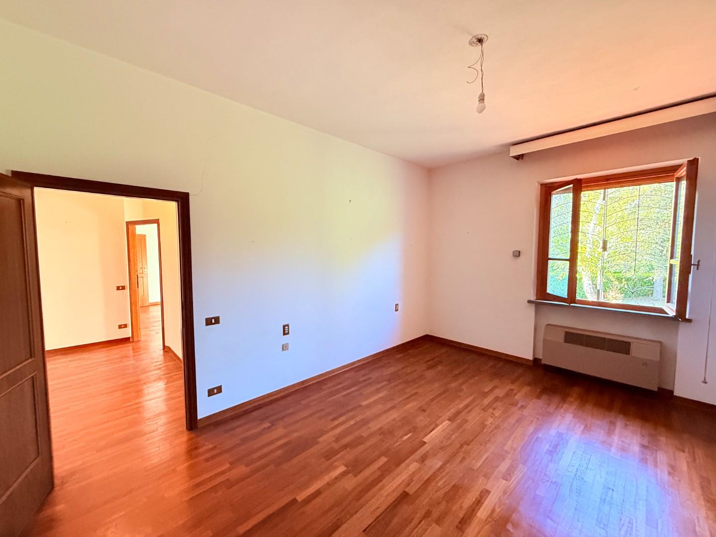 Villa - Santa Maria a Monte (23/32)