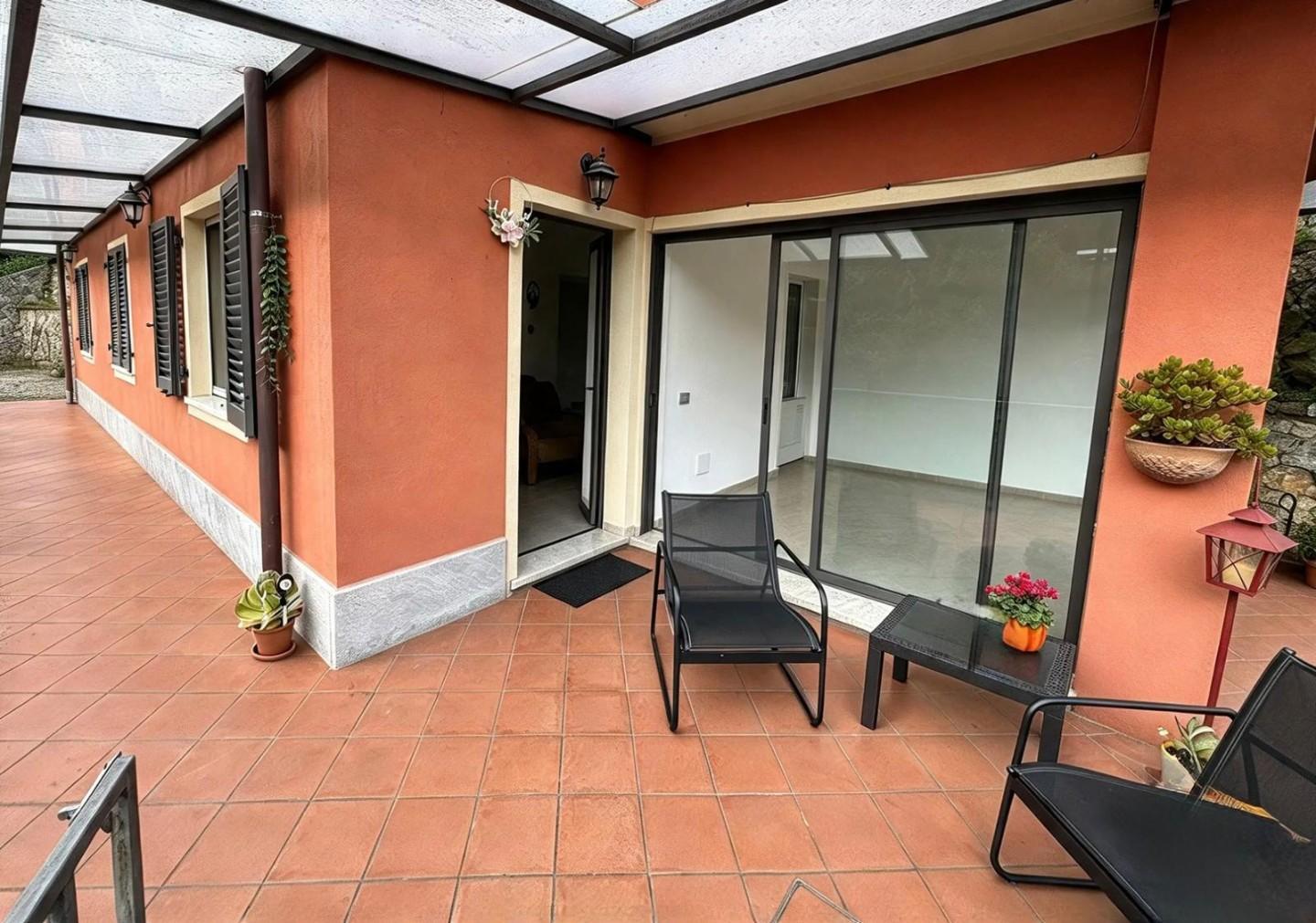 Porzione di casa in vendita a Carrara