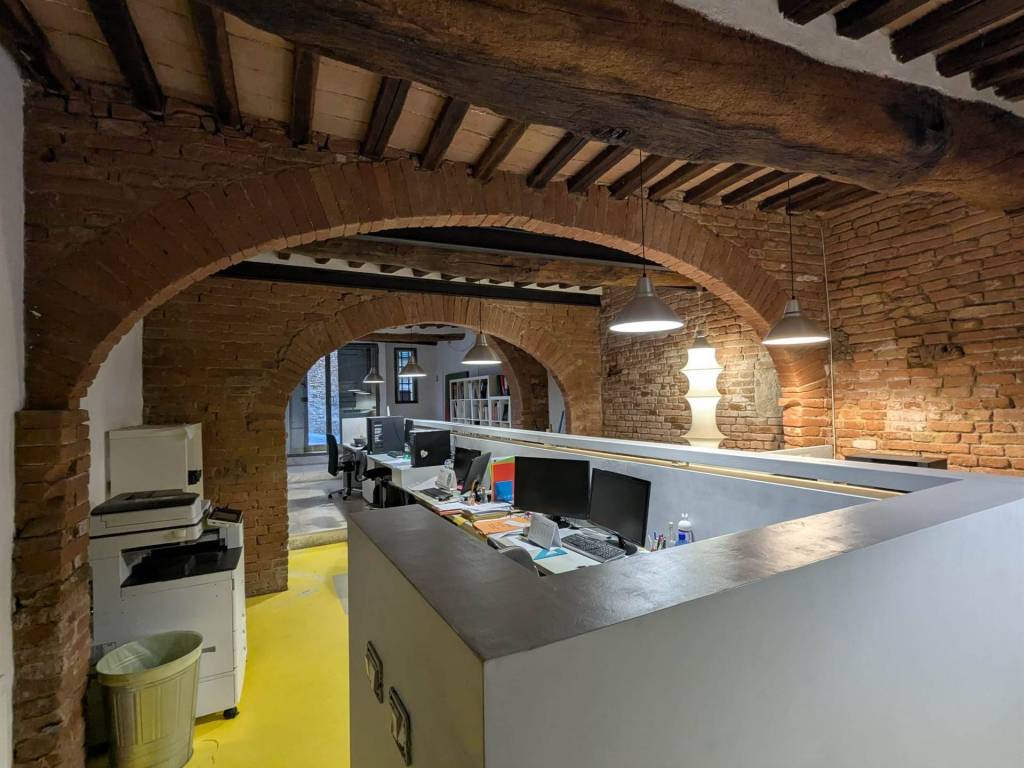 Ufficio in vendita a Siena