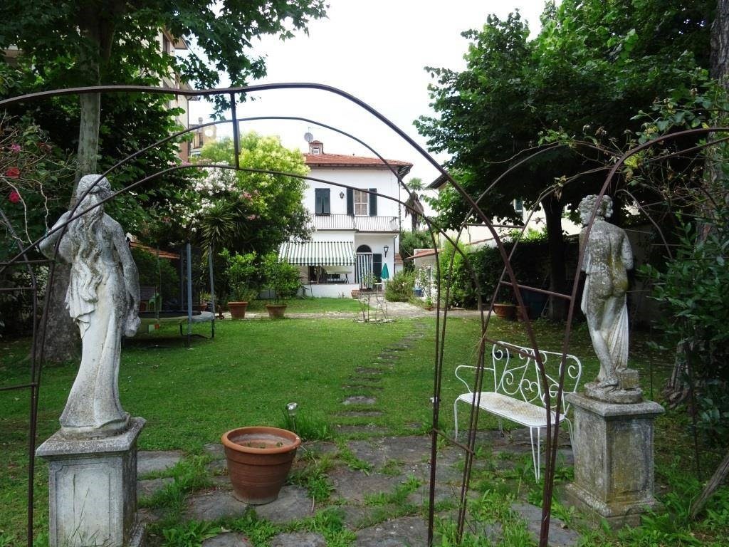 Villa singola in vendita a Pisa