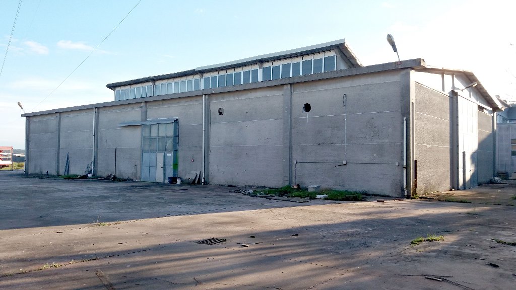 Craft depot for sale in Casciana Terme Lari (PI)