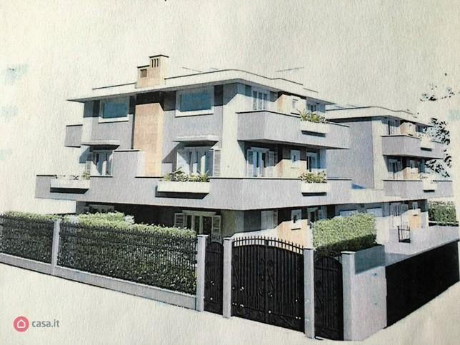 casa semindipendente in vendita ad Empoli in zona Centro Storico