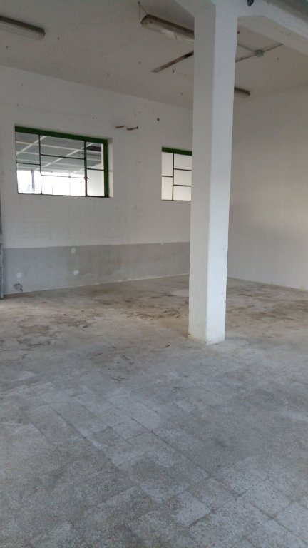 Warehouse for sale in Ponsacco (PI)