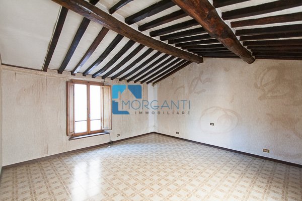 Stabile/Palazzo in vendita a Pietrasanta (LU)