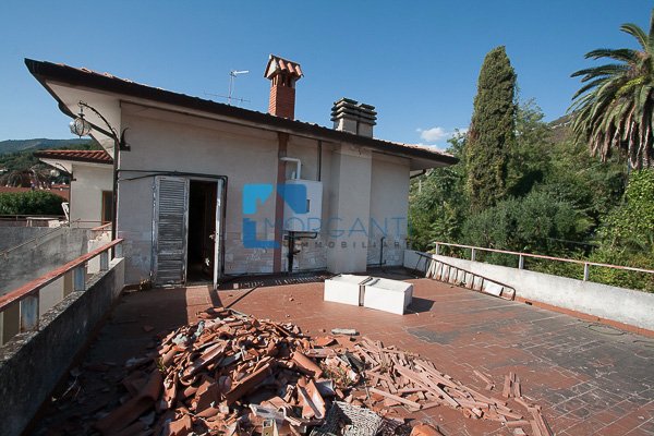 Stabile/Palazzo in vendita - Vallecchia, Pietrasanta