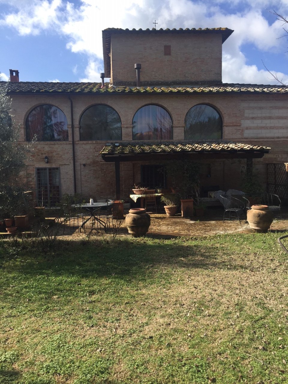 Colonica in vendita a Monteroni d'Arbia (SI)