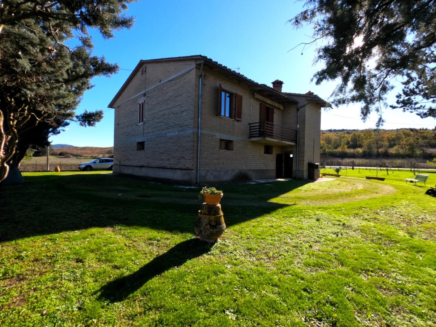 Casa indipendente in vendita a Colle Di Val D'elsa (SI)