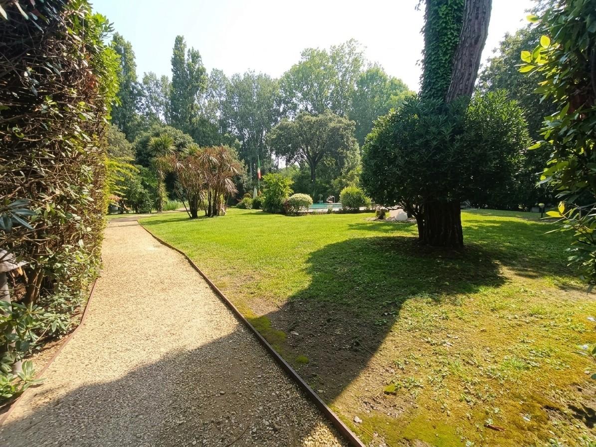 Villa - Ronchi, Massa (6/27)