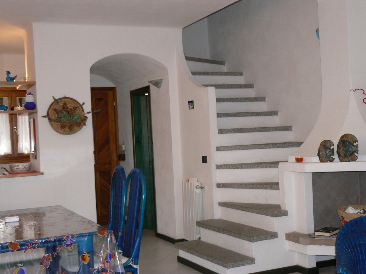 Terraced house for sale, ref. SANTATERESA-CAPOTESTA