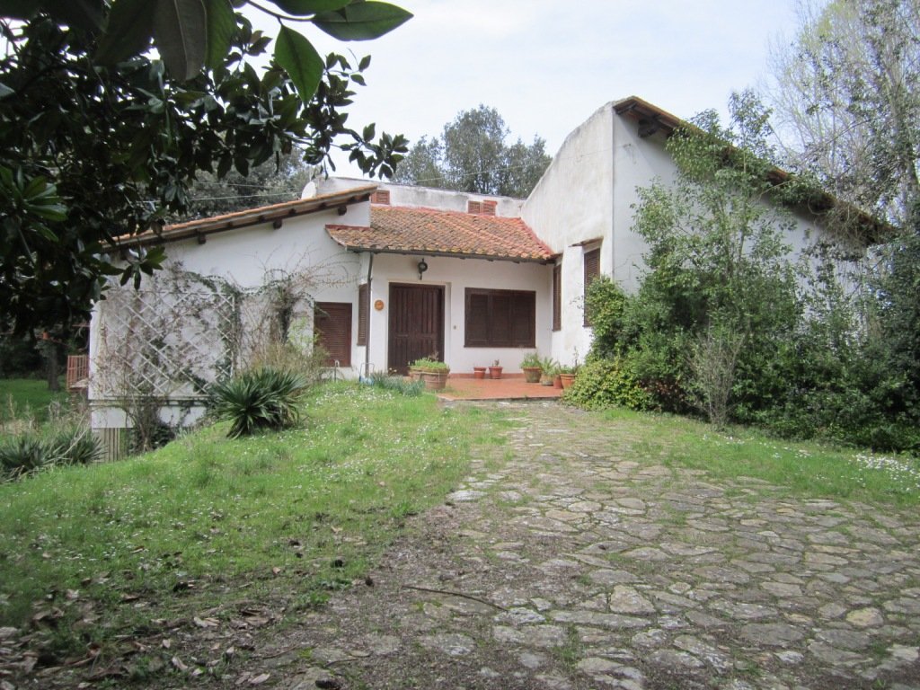 Villa in vendita a Pisa