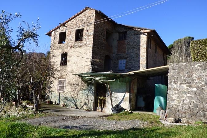 Rustico in vendita - Orbicciano, Collina, Camaiore