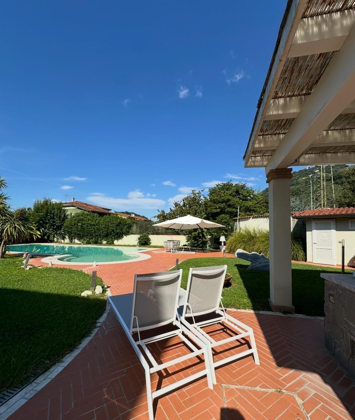 Villa - Carrara (6/55)