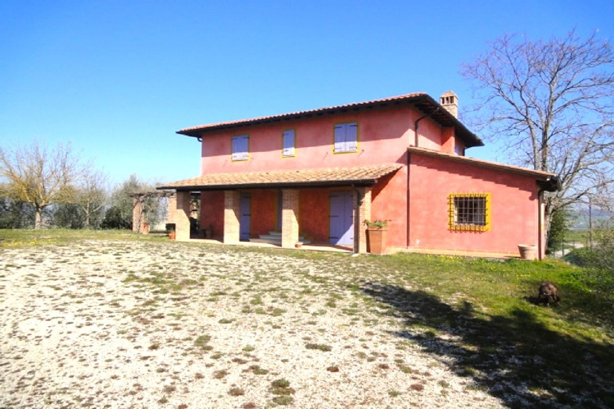 Country house for sale in Gambassi Terme (FI)