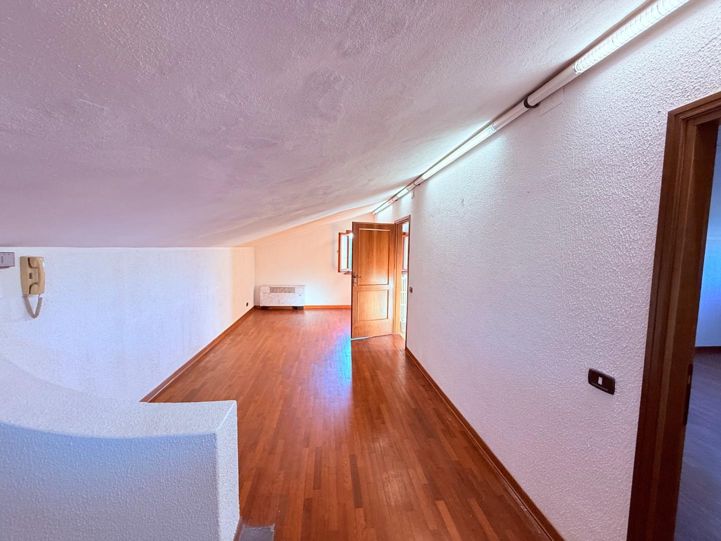 Villa - Santa Maria a Monte (25/32)