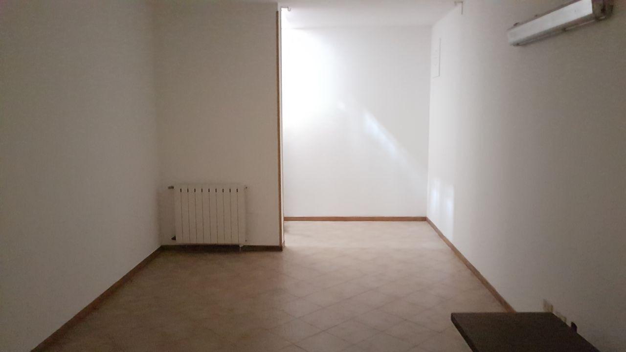 Appartamento in vendita, rif. 438