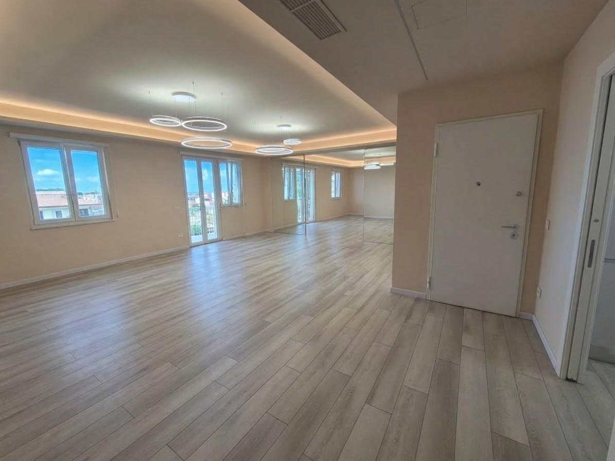 Appartamento in vendita a Carrara