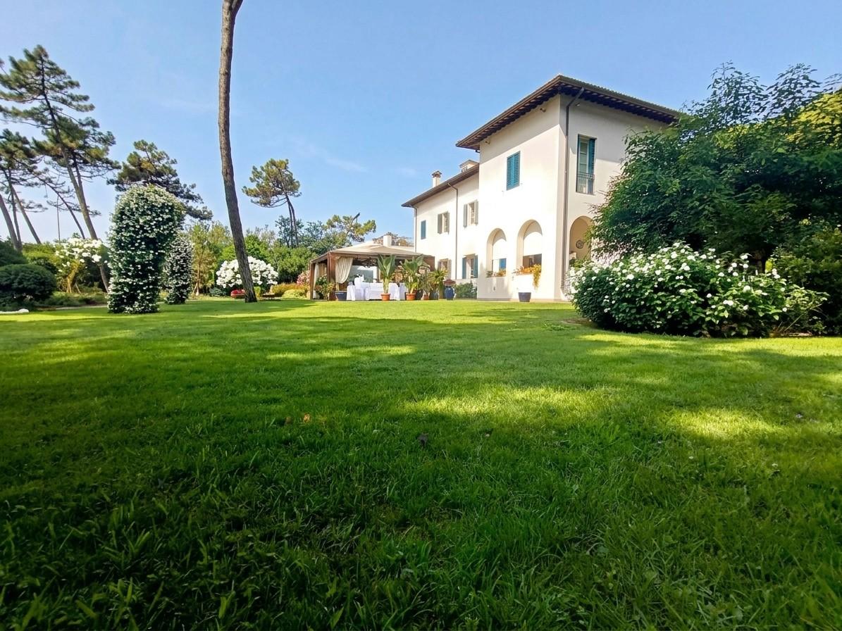 Villa - Ronchi, Massa (16/27)