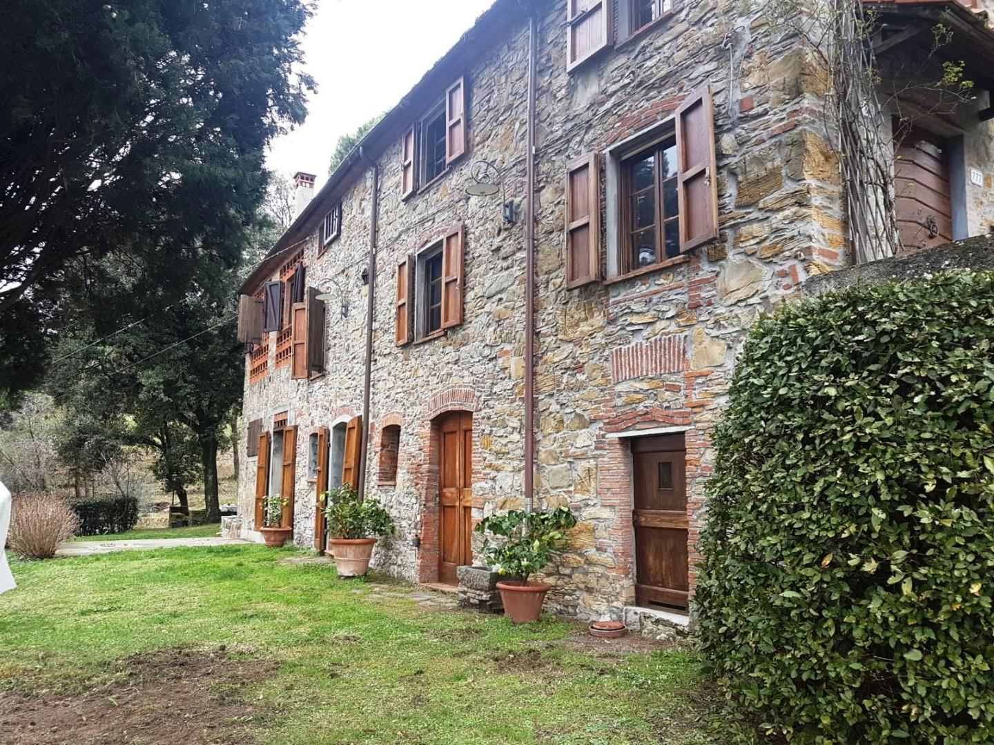 Colonica in vendita - Torre, Lucca