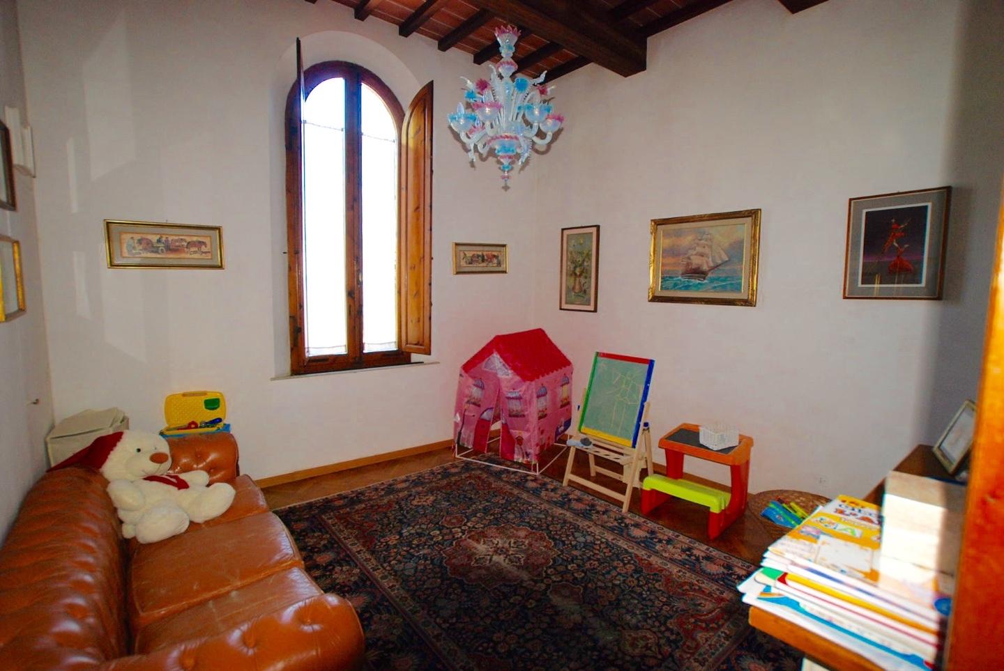 Villa in vendita a Crespina Lorenzana (10/21)