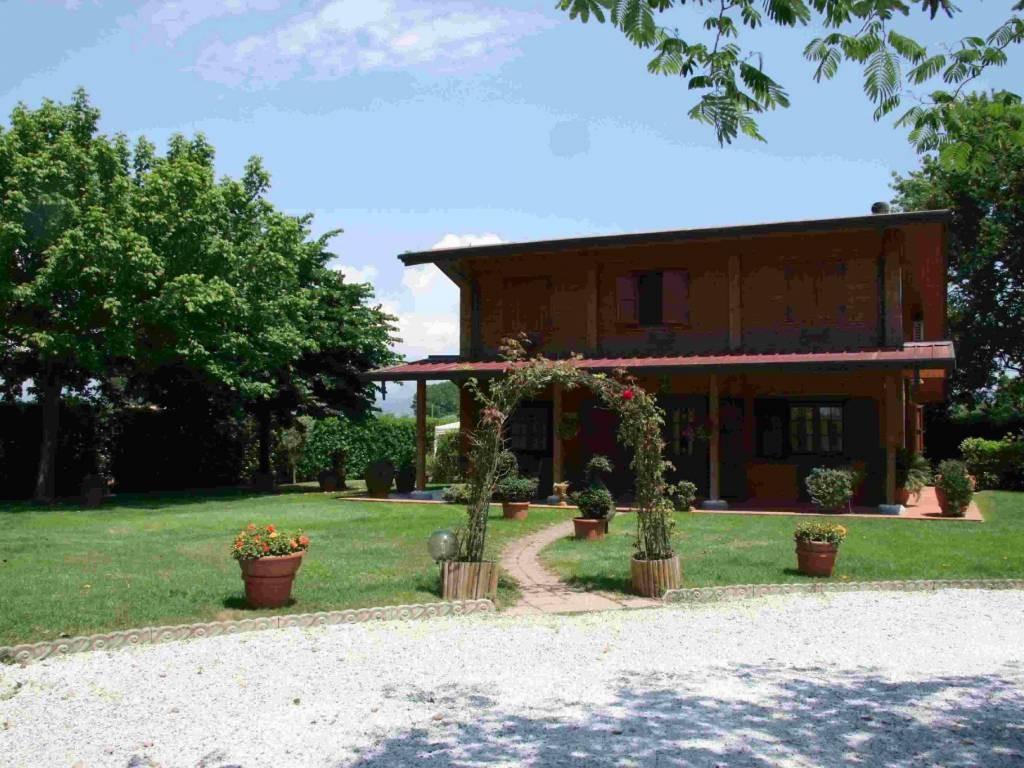 Casa semindipendente in vendita - Viareggio