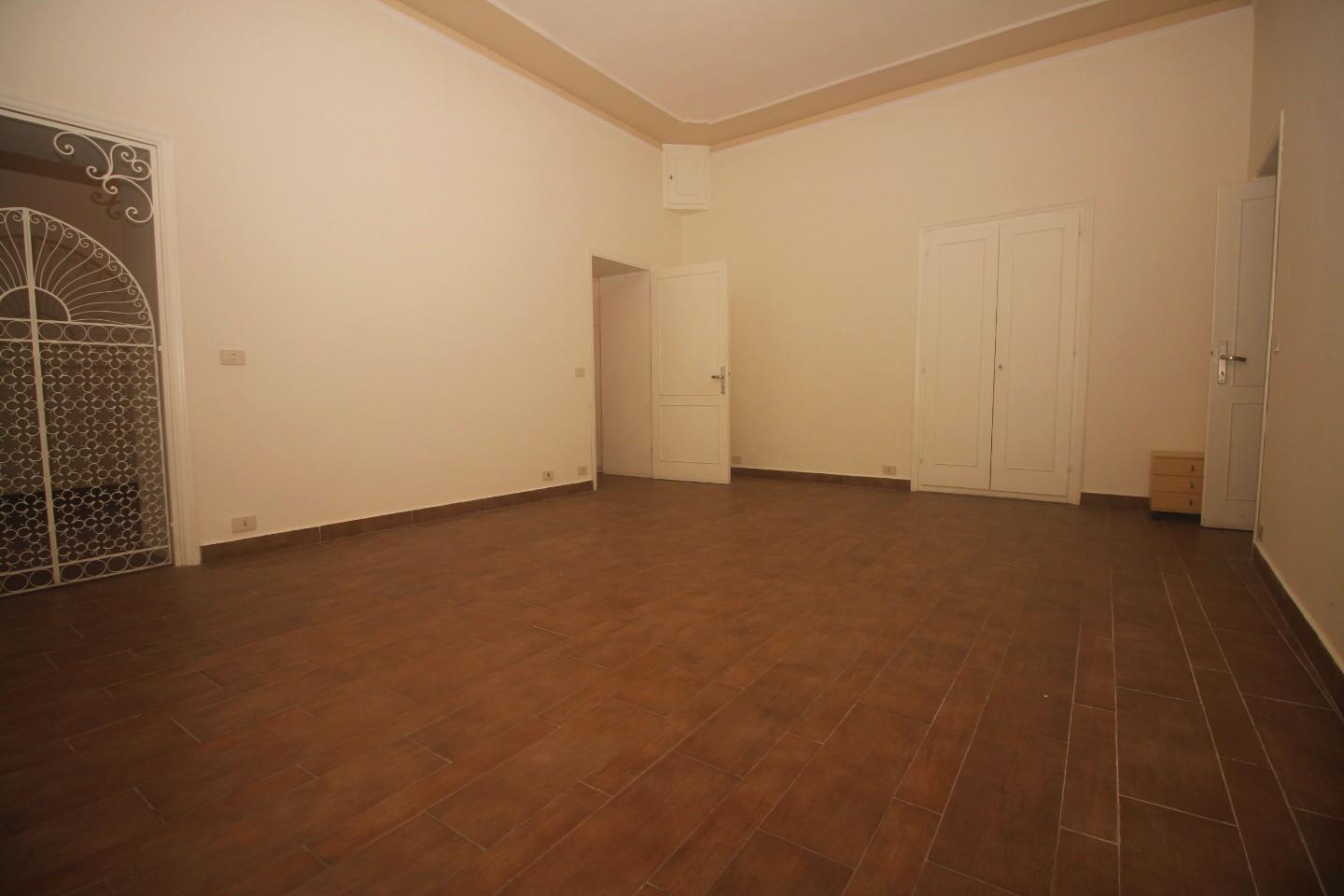 Apartment for sale, ref. R/583