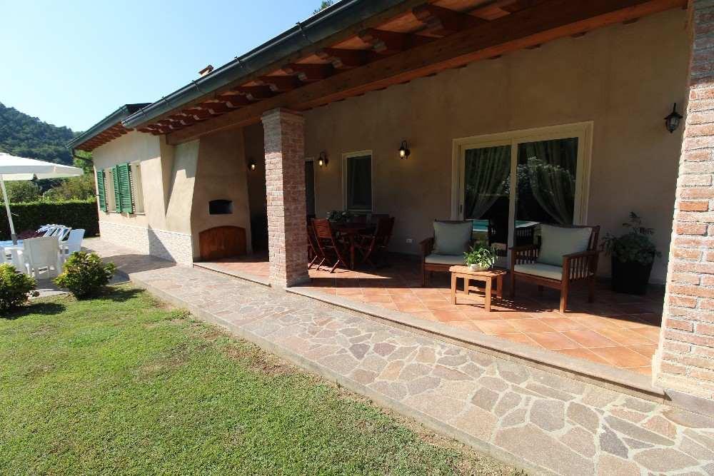 Villa in affitto - Montebello, Camaiore
