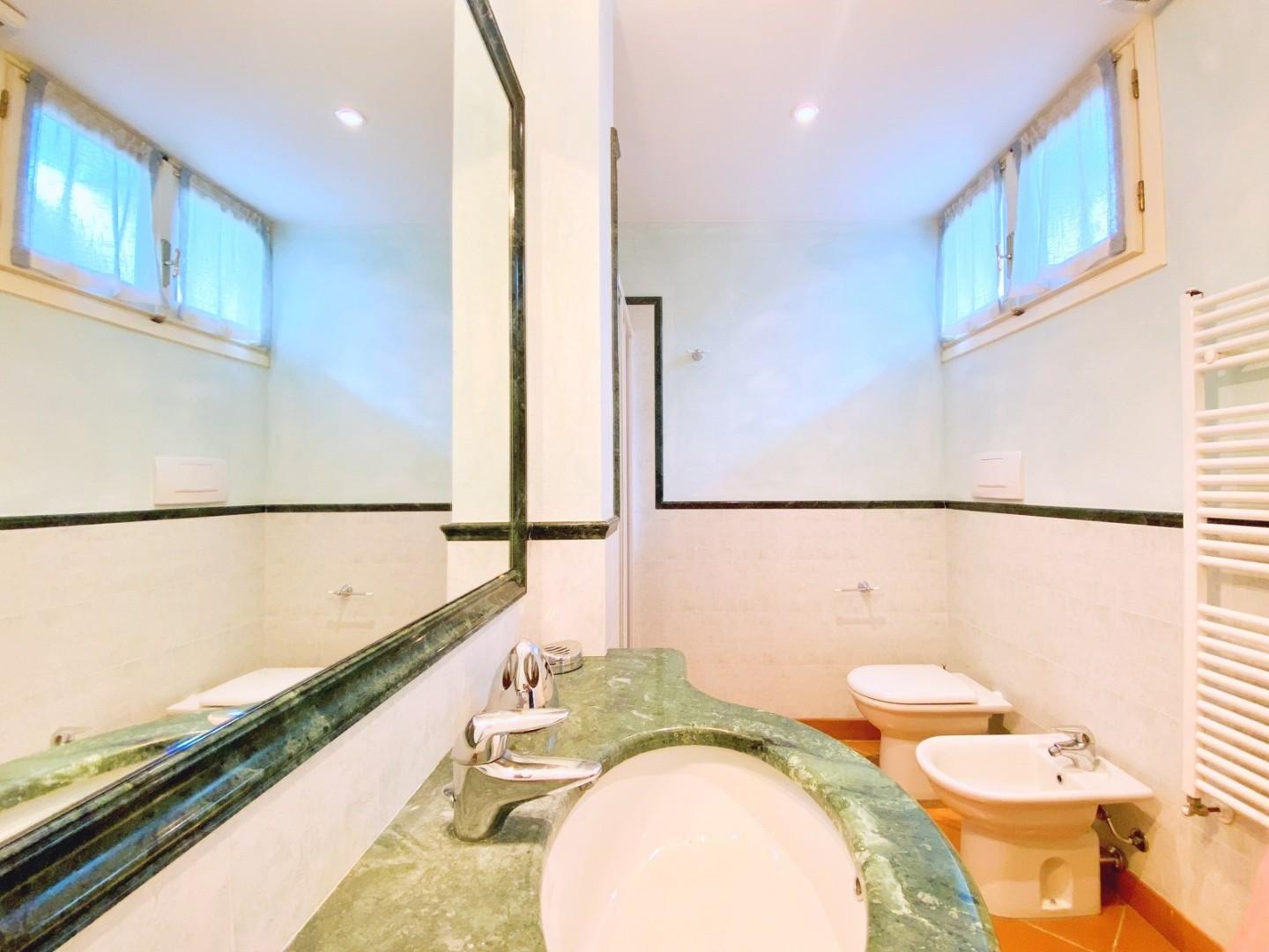 Camera doppia con bagno